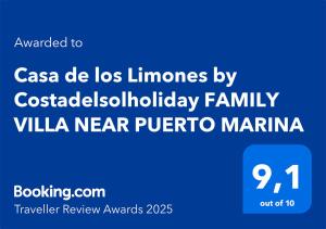 Ein Zertifikat, Auszeichnung, Logo oder anderes Dokument, das in der Unterkunft Casa de los Limones by Costadelsolholiday FAMILY VILLA NEAR PUERTO MARINA ausgestellt ist