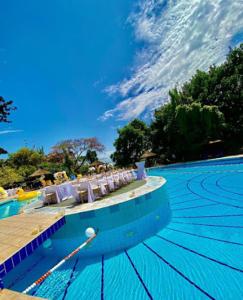 Πισίνα στο ή κοντά στο Executive Hotel Entebbe