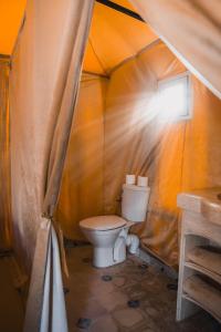 Koupelna v ubytování Royal Luxury Camp