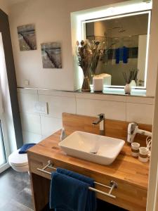 Bilik mandi di Ferienhaus Traumspot