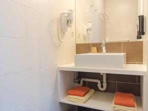 Koupelna v ubytování Hotel Kristoffel - Ontbijt inbegrepen
