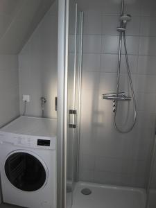 Koupelna v ubytování Ferienhaus Twistesee 93