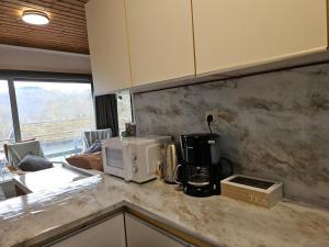 Eldhús eða eldhúskrókur á Nawal's Belle Vue Dinant Givet