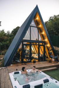 Bazén v ubytování Mountain spa Yin&Yang nebo v jeho okolí