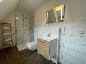 Ένα μπάνιο στο Apartment mit Balkon No5