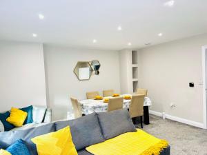 Gallery image of Your Thetford Getaway- Spacious 2 Bedrooms WiFi Accommodates 6 Guests in Thetford