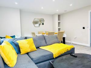 Gallery image of Your Thetford Getaway- Spacious 2 Bedrooms WiFi Accommodates 6 Guests in Thetford +18 photos