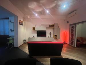 TV a/nebo společenská místnost v ubytování Enea Guest House