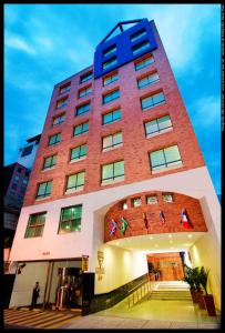 Budova, kde se hotel nachází
