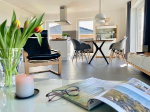 Χώρος καθιστικού στο Ferienhaus Westwind FH5 +16 φωτογραφίες