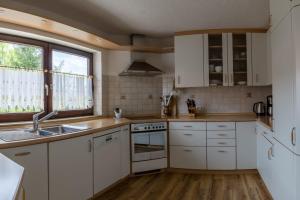 Dapur atau dapur kecil di Ferienhaus Wila