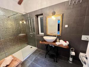 Kúpeľňa v ubytovaní Loft Apartment 122qm Center Sea view Rijeka