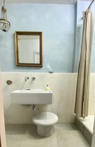 Koupelna v ubytování Suite con giardino Ravenna