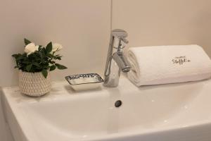 Vannituba majutusasutuses Ferienwohnung Williams - Obsthof Steffelin +1 foto