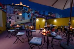 Restaurace v ubytování S'apposentu - Un'angolo di Paradiso con la Vista sul Castello