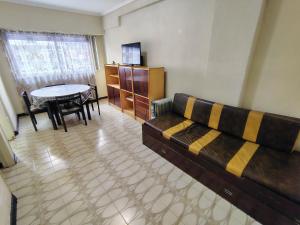 Et opholdsområde på EFDEPARTAMENTOS Dos ambientes Plaza Colon