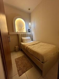 Postel nebo postele na pokoji v ubytování Adaz Home