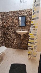 Koupelna v ubytování CASA BLANCA Hostal