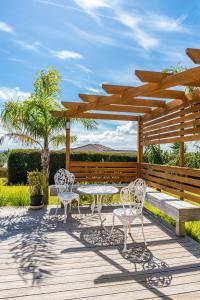 Foto da galeria de Elevated Family Sized Guest-house with Beautiful Views em Auckland