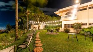 Κήπος έξω από το Buena Vista Chic Hotel