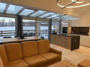 Η κουζίνα ή μικρή κουζίνα στο Bergblick Prien Comfortable holiday residence