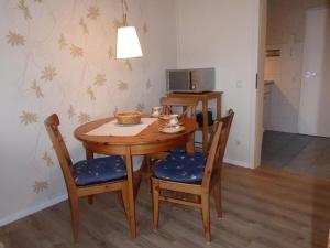 Et tv og/eller underholdning på Friese-Ostseetraum Comfortable holiday residence