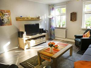 TV a/nebo společenská místnost v ubytování Holiday home in Goslar for 4 people