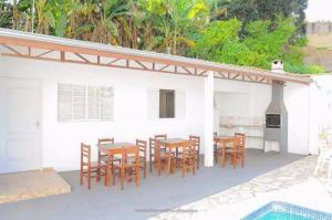 Un patio o zona al aire libre en Chácara Salone