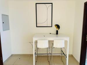 Fotografie z fotogalerie ubytování Luxury Sea View ROOM with 2 BED v destinaci Adžmán