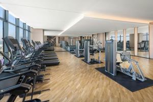 Spordikeskus ja/või sportimisvõimalused majutusasutuses Jieyang Marriott Hotel