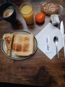 Gallery image of ALBERGUE CASA BAZTAN in Uterga