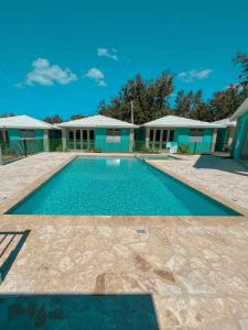 Бассейн в LaLolitaVilla - walking distance to Playa Buye! или поблизости