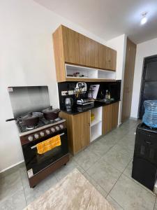 Kuchyň nebo kuchyňský kout v ubytování Destinyspaces
