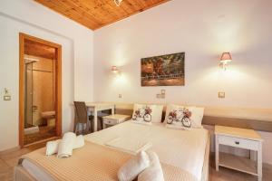 Gallery image of Nontas Homes 34 in Kalamitsi +18 photos