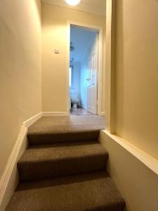 Зображення з фотогалереї помешкання Large 2 Floor Apt near Beach & Train and Golf courses у місті Methil