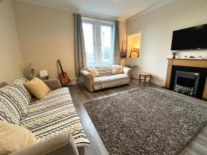 Ліжко або ліжка в номері Large 2 Floor Apt near Beach & Train and Golf courses