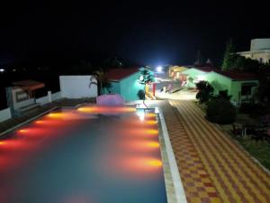 Bazén v ubytování Star Inn Beachfront Resort nebo v jeho okolí