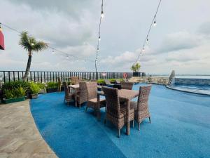 Πισίνα στο ή κοντά στο I Lux Hotel Jogja