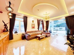 Posezení v ubytování Hoa Chuông Villa Đà Lạt