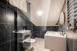 Et badeværelse på 216 Bosphorus Suite + 11 billeder