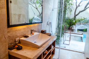 Fotografie z fotogalerie ubytování Sana Vie Villa Seminyak by Ini Vie Hospitality v destinaci Kerobokan