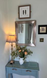 Fotografija v galeriji nastanitve The Artist Residence Dublin Boutique B&B v mestu Sutton