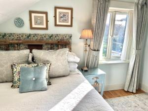 Ένα ή περισσότερα κρεβάτια σε δωμάτιο στο The Artist Residence Dublin Boutique B&B