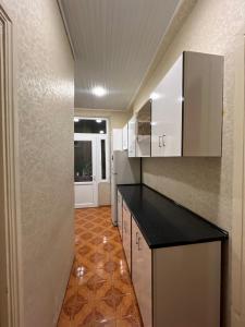 Kuchyň nebo kuchyňský kout v ubytování Apartment in Amiryan