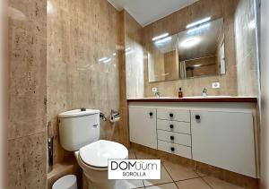A bathroom at DOMuum Holidays - SOROLLA