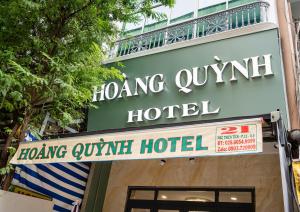 Certifikát, hodnocení, plakát nebo jiný dokument vystavený v ubytování Hoàng Quỳnh Hotel
