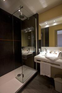 Koupelna v ubytování Hôtel Novalis Quimperlé