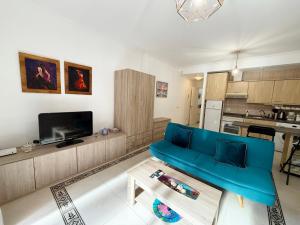 Kuchnia lub aneks kuchenny w obiekcie Suite Maimonides Fuengirola
