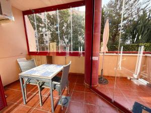 Balkon lub taras w obiekcie Suite Maimonides Fuengirola