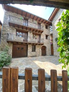 Φωτογραφία από το άλμπουμ του Fantàstica casa amb llar de foc σε Barruera